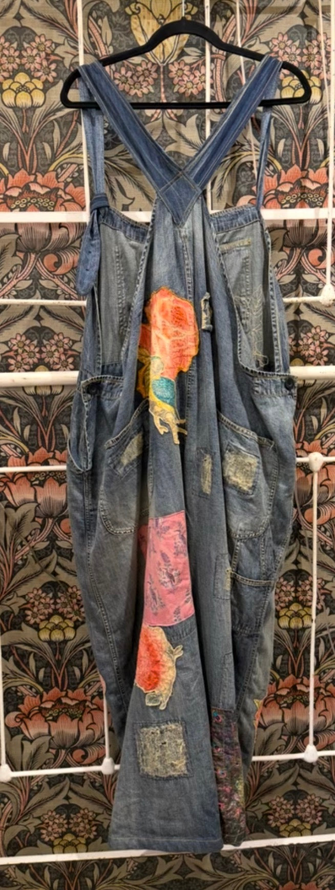 ￼ Mystique Appliqué Overalls