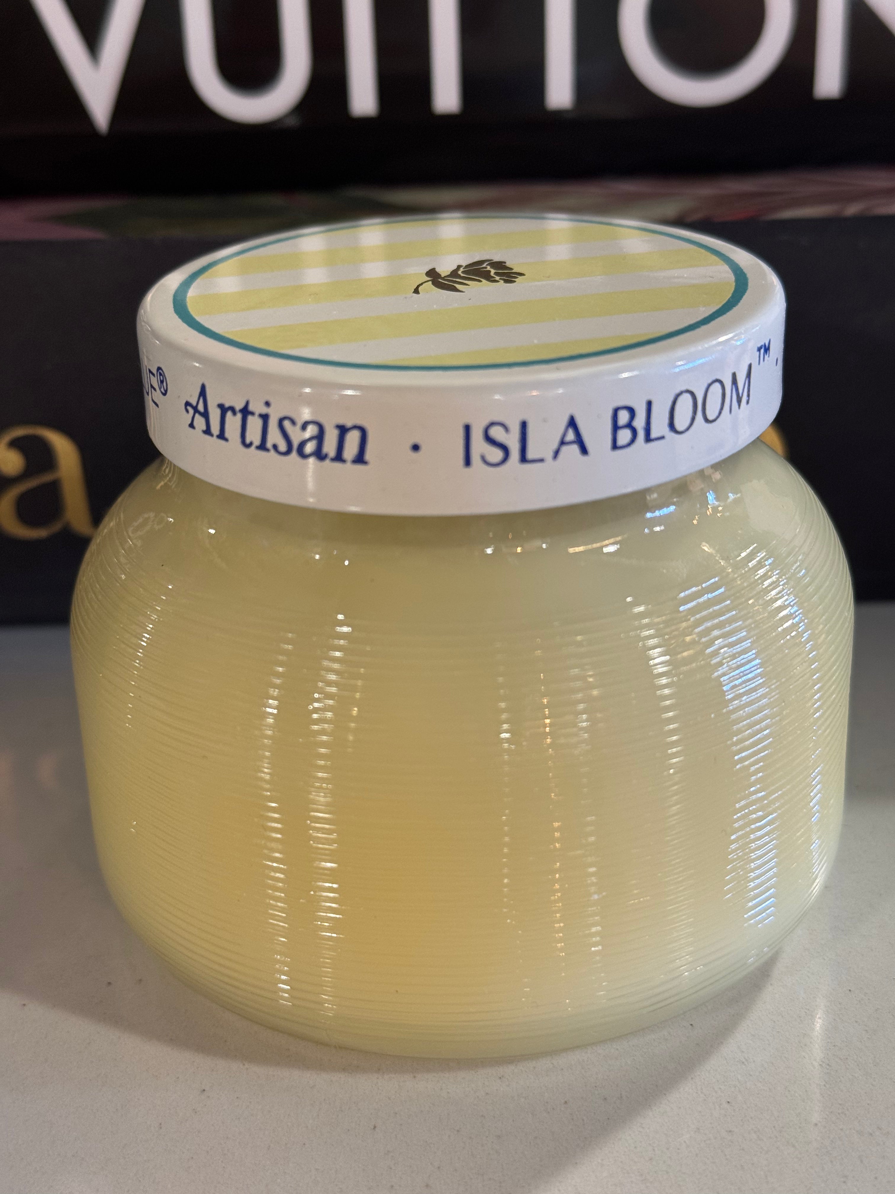 Capri Blue Candle 8 oz Assorted