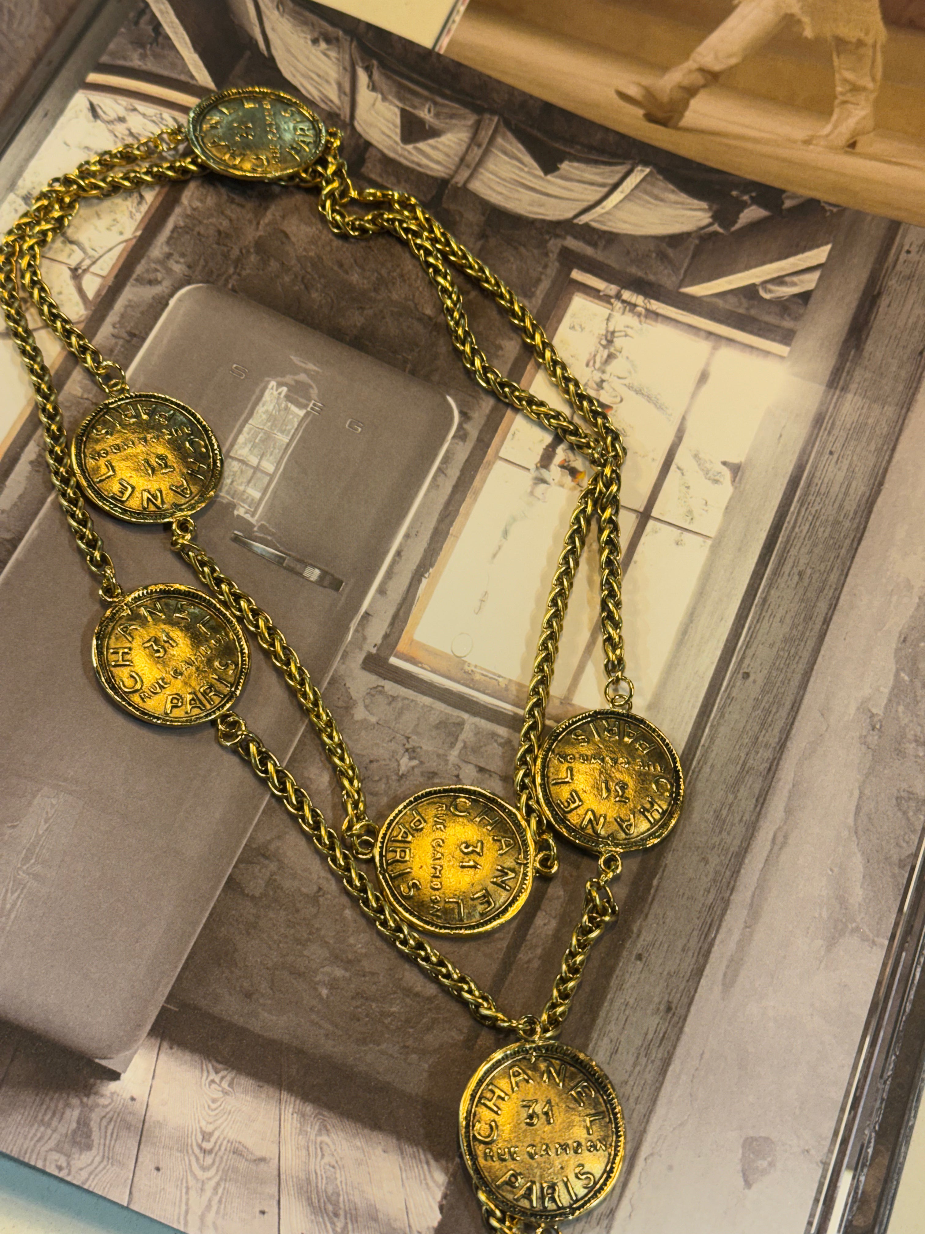 Medallion Chanel Gold Chain Necklace