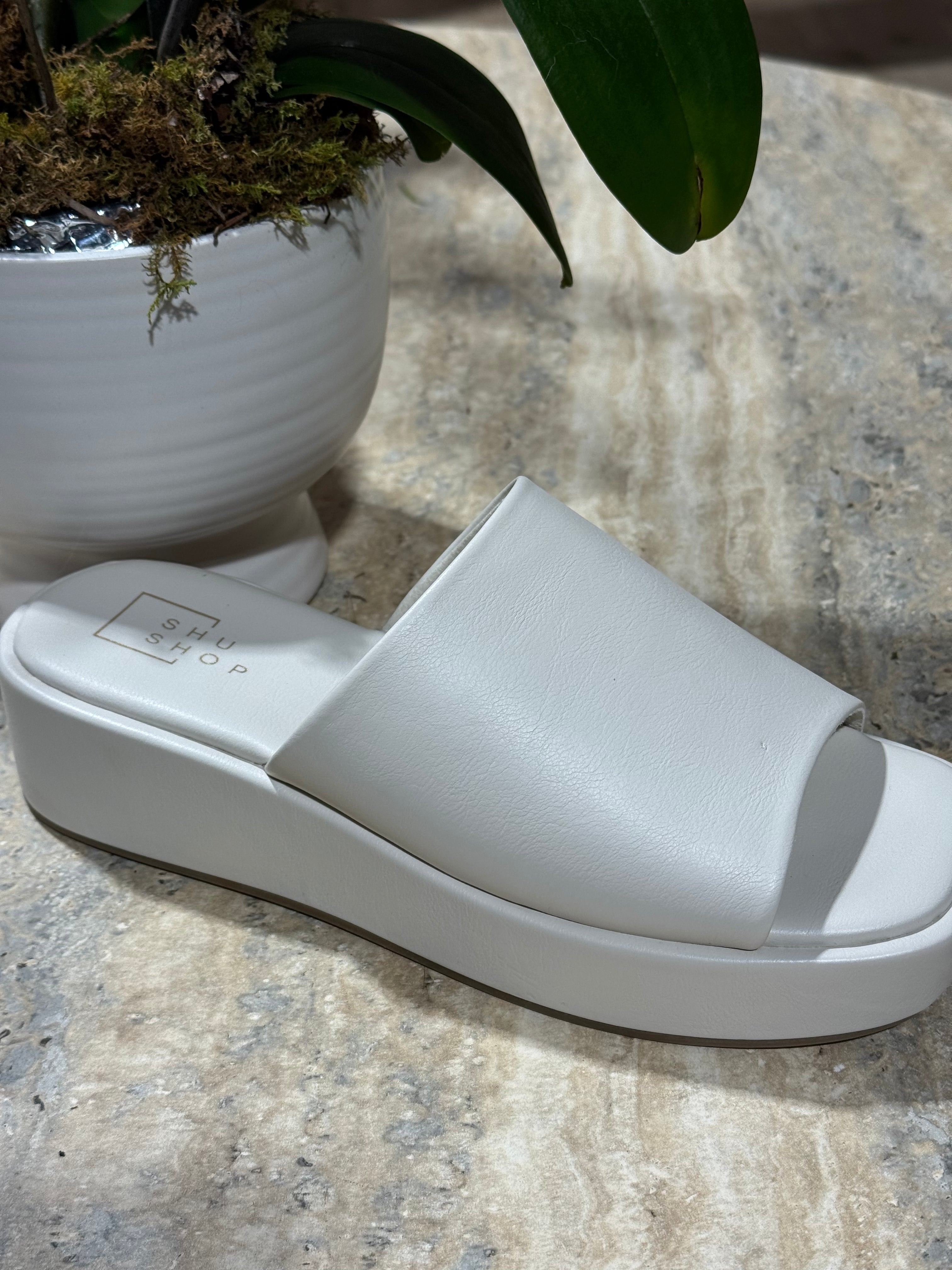Lourdes Sandals