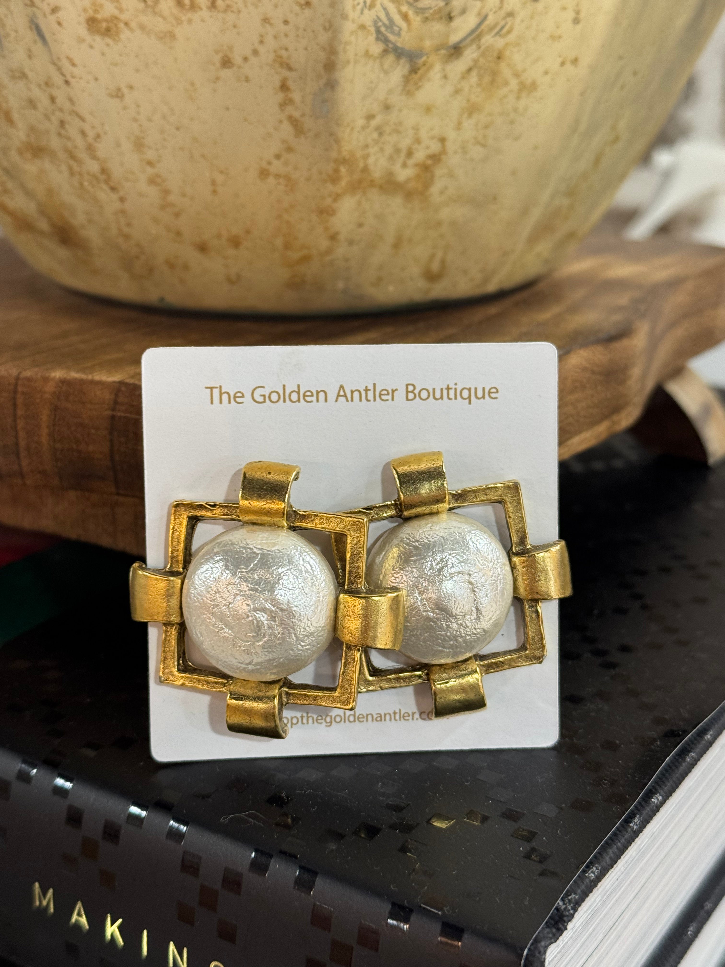 Randi Pearl Earrings