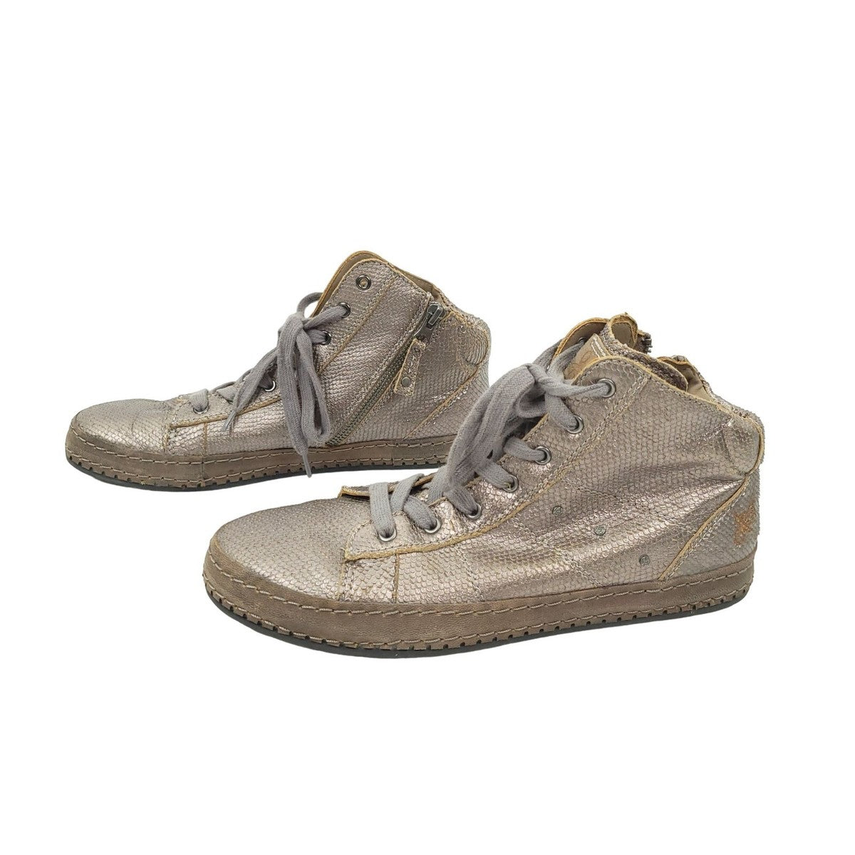 Round Trip Grey Shoes