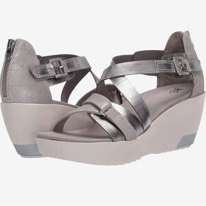 Teresa Sandal
