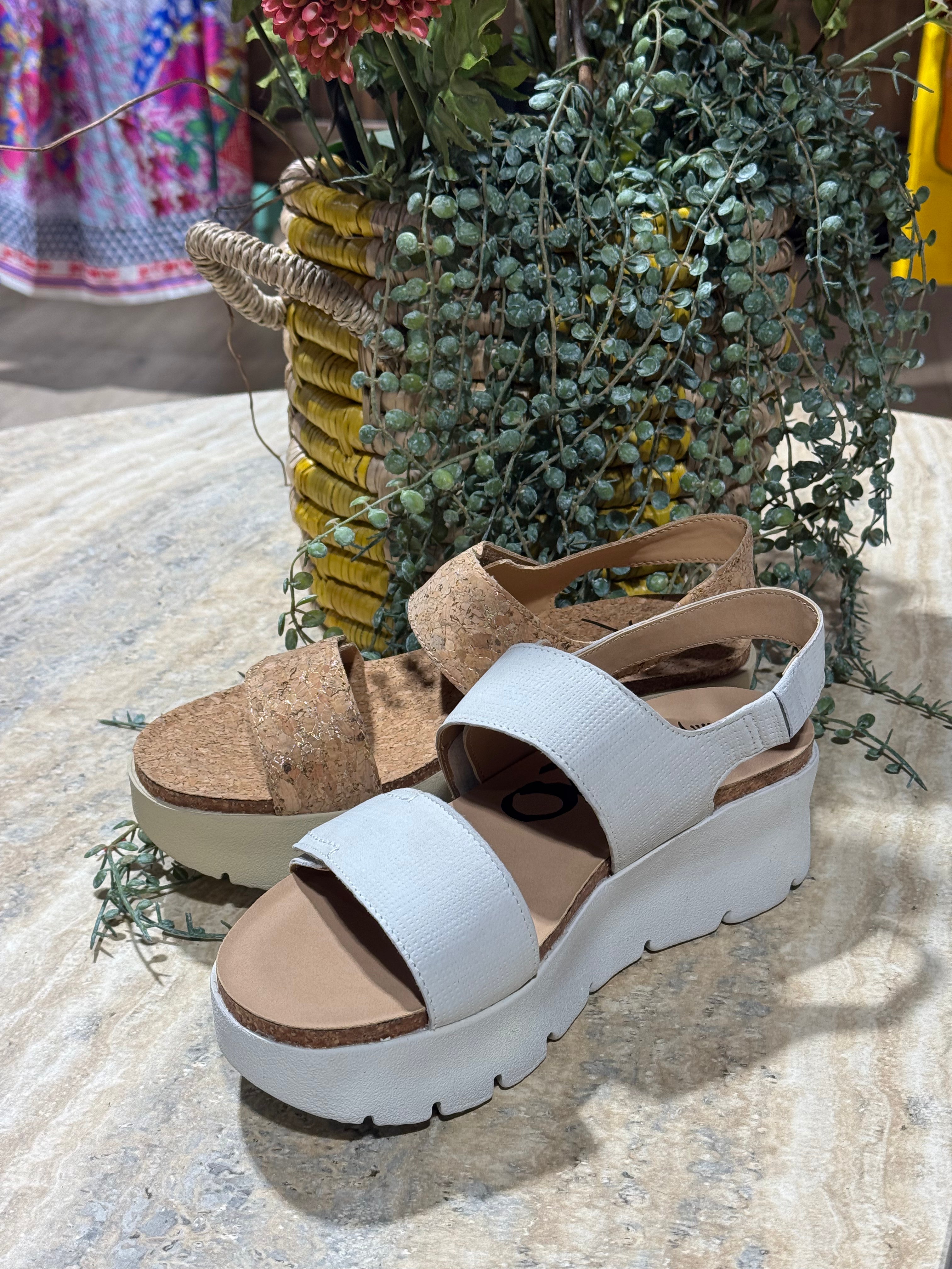 Montane Sandals 2 colors