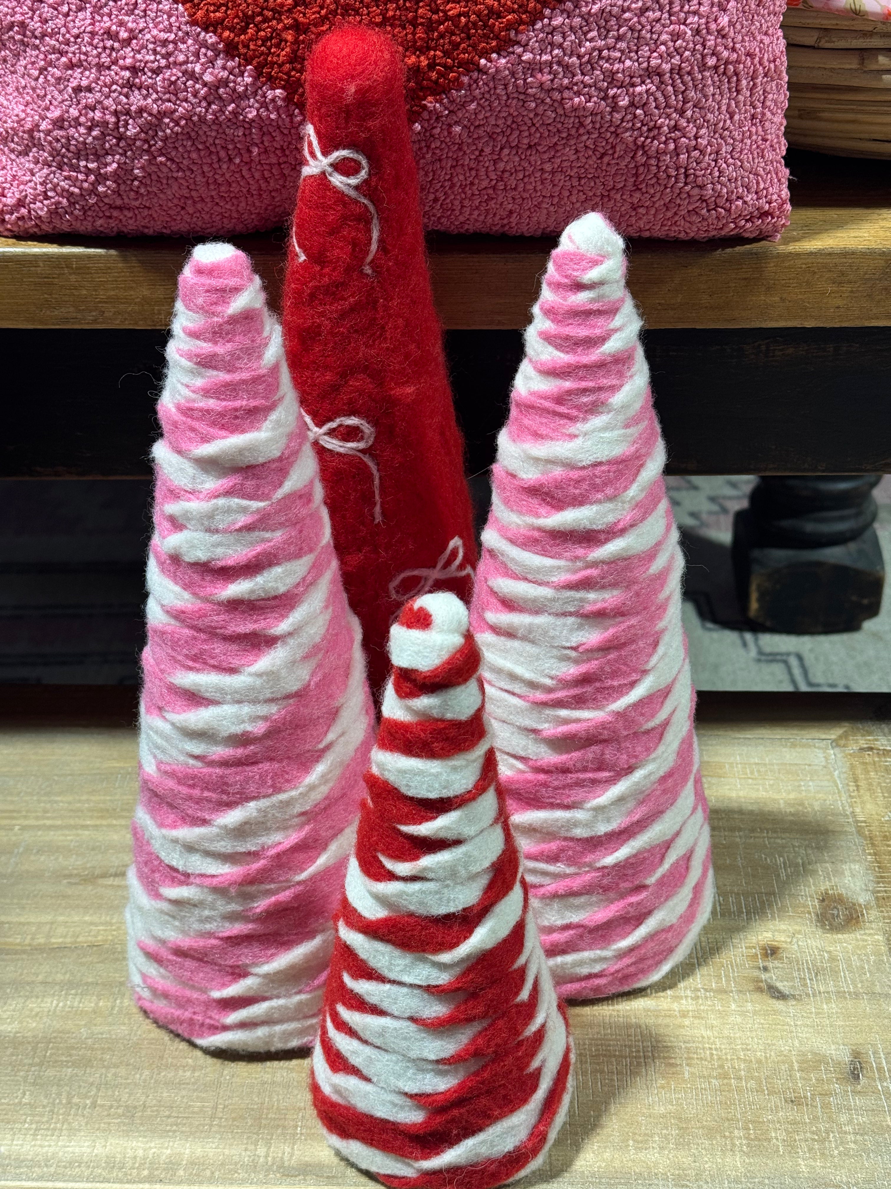 Festive  Felt Trees￼