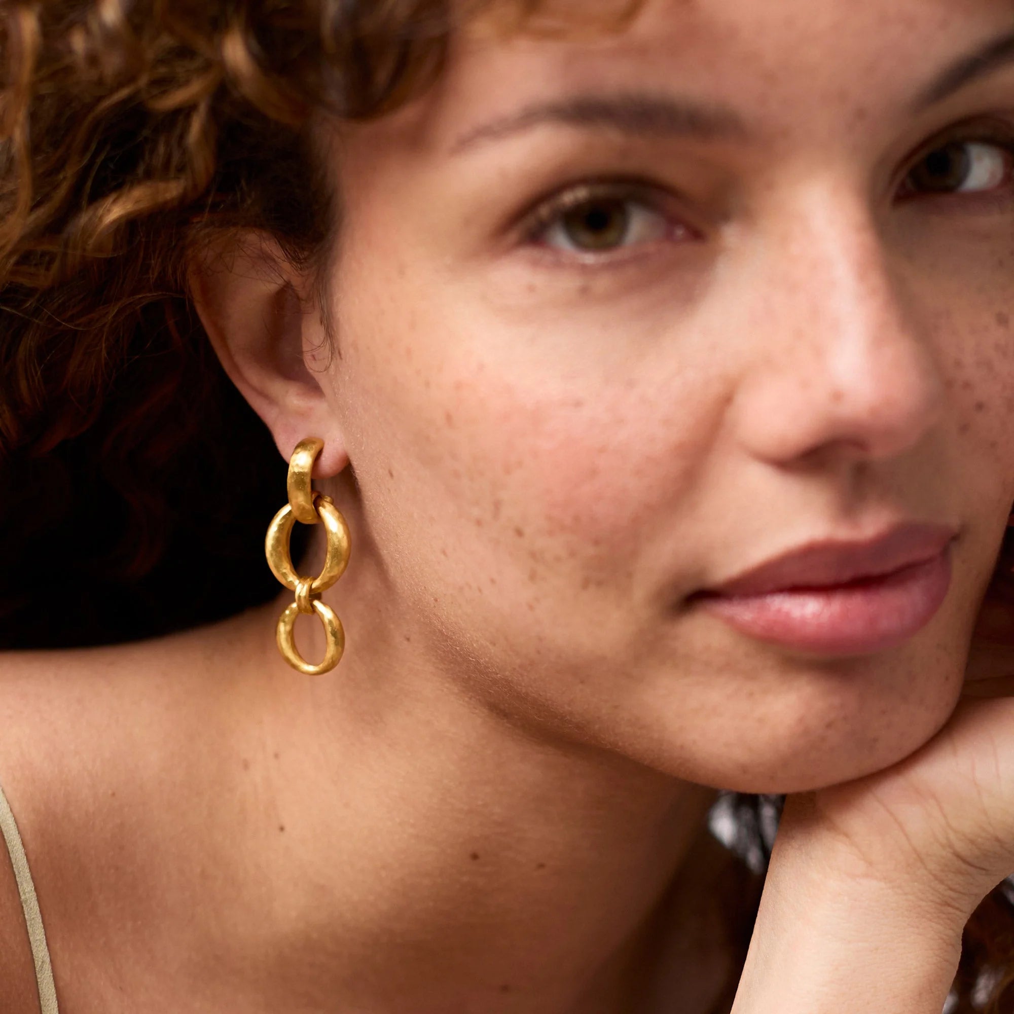 Solara Gold Orbit Earring