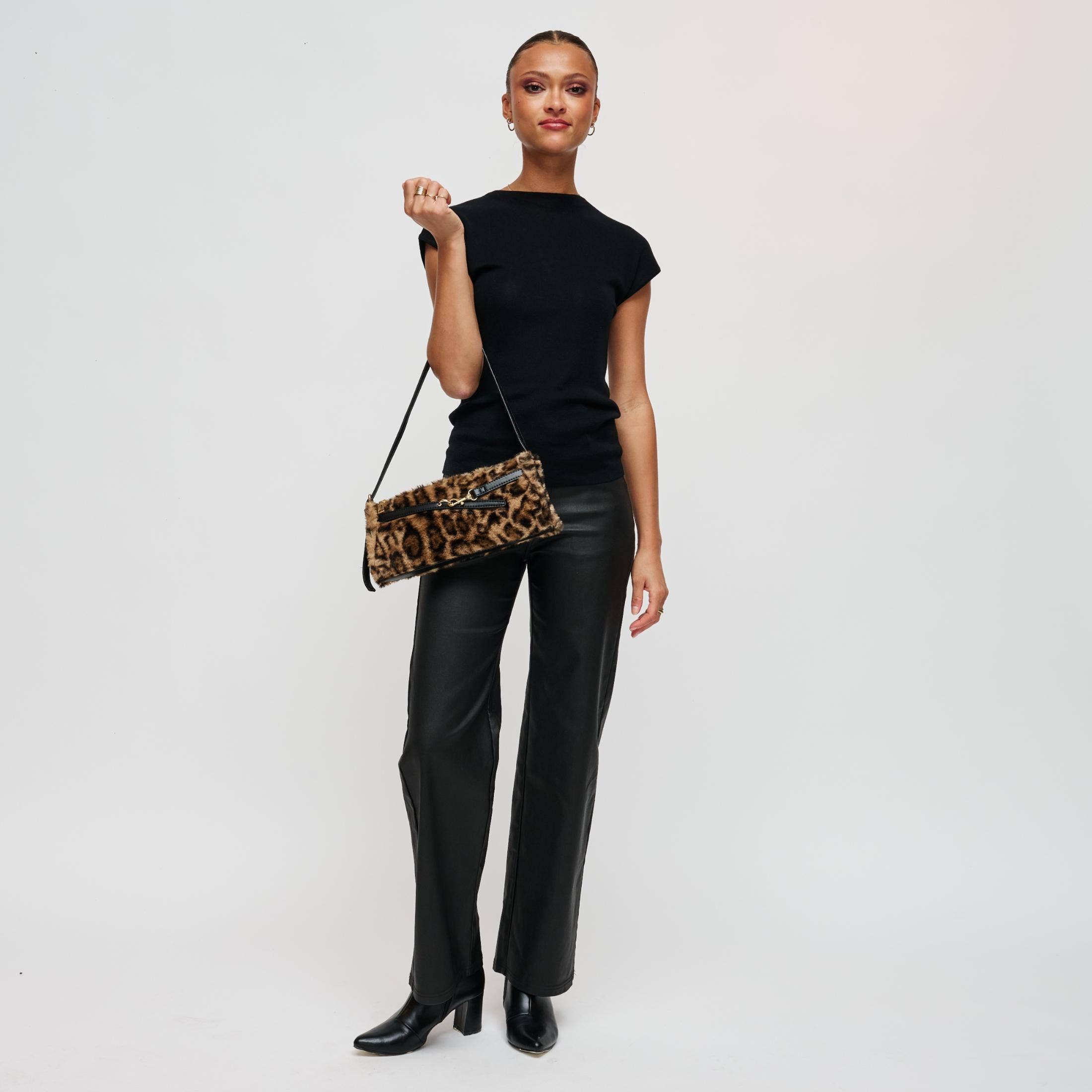 Yaretzi Shoulder Bag