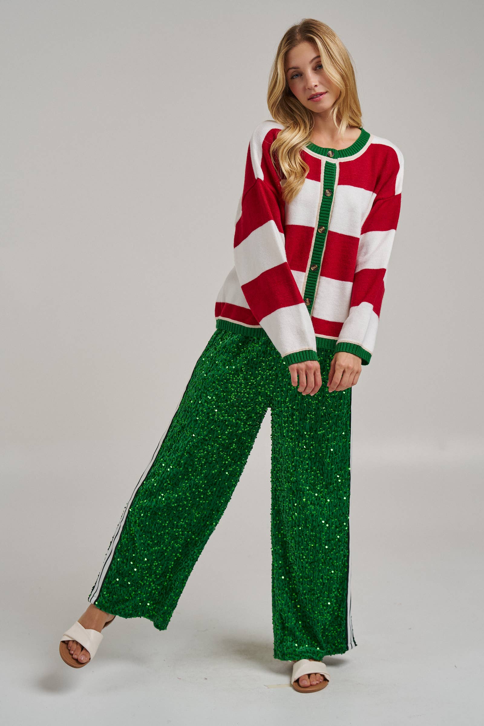 WIDE STRIPE HOLIDAY SWEATER