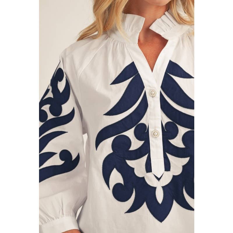NEW Baroque applique detail top